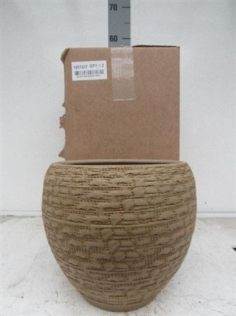 Vasi Ceramica. Effetto Pietra Beige D.17 H.18cm