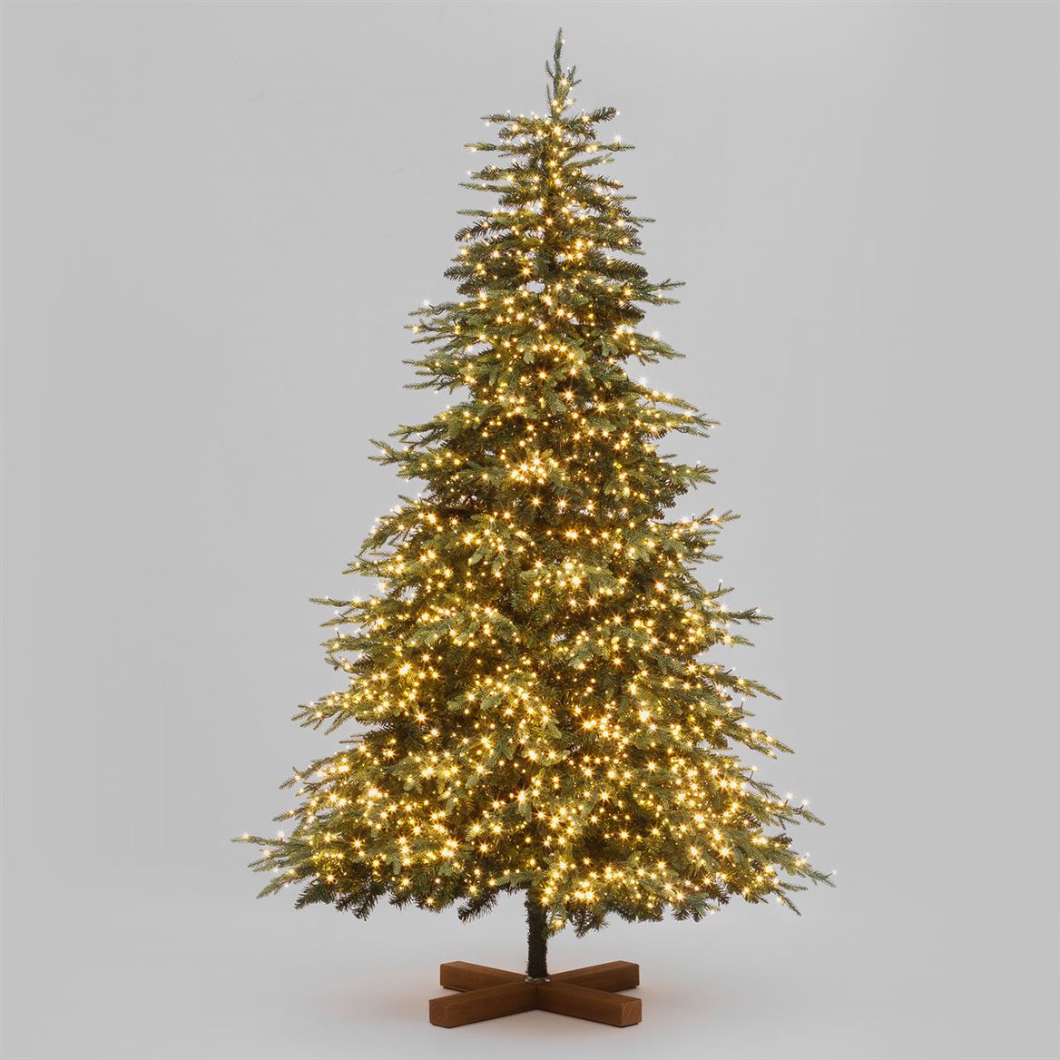 Xmas. Pino Deluxe Prelit Pe+pvc H195cm 2950 M Led